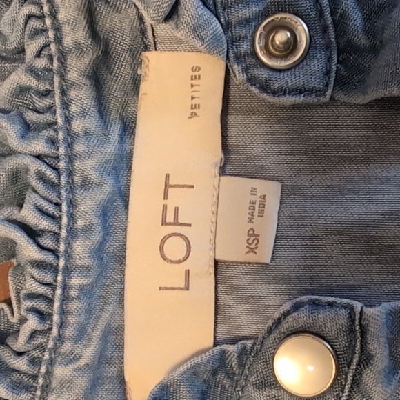Loft Chambray Tunic Style Top, Size X-Small Petite - Picture 8 of 10